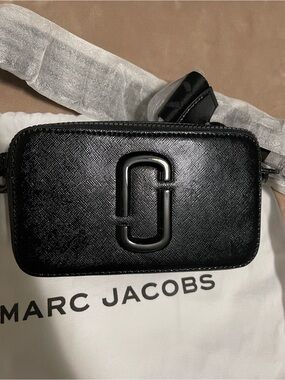 Marc Jacobs Black Metallic Snapshot Crossbody Bag